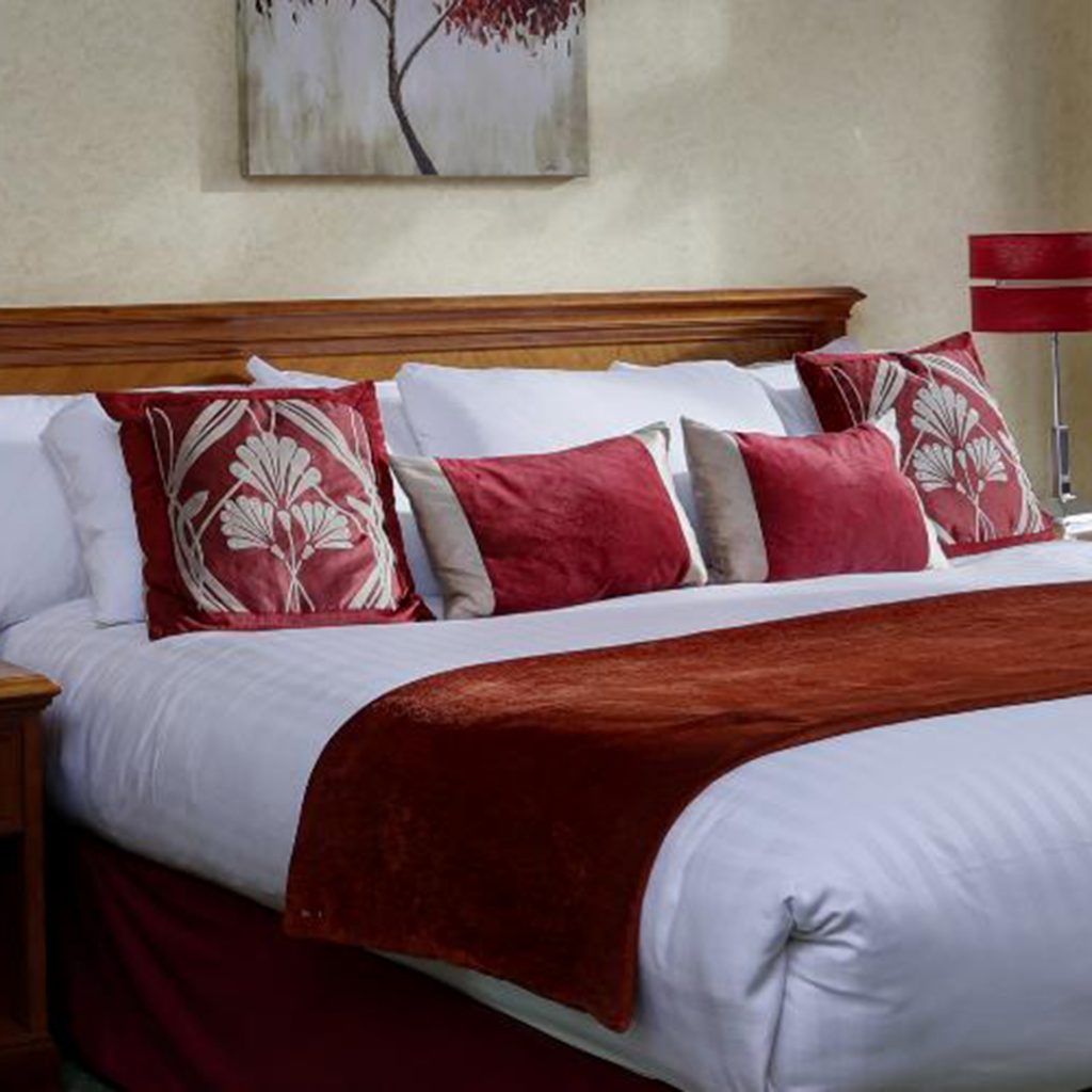 Kenwood Hall Hotel