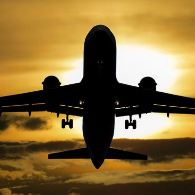 How to deal with flight delays